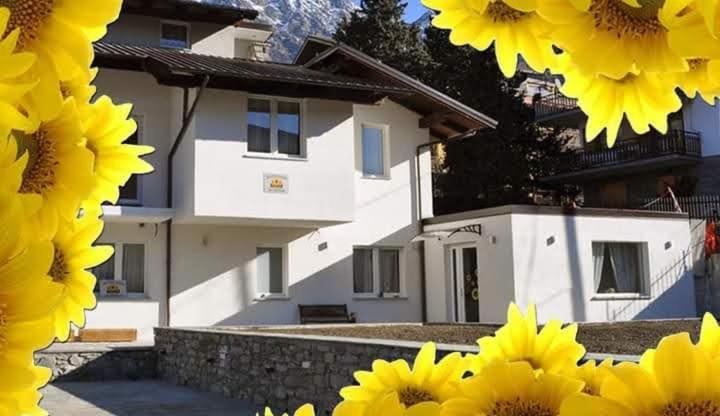 Hotel Il Girasole Saint-Vincent Zewnętrze zdjęcie