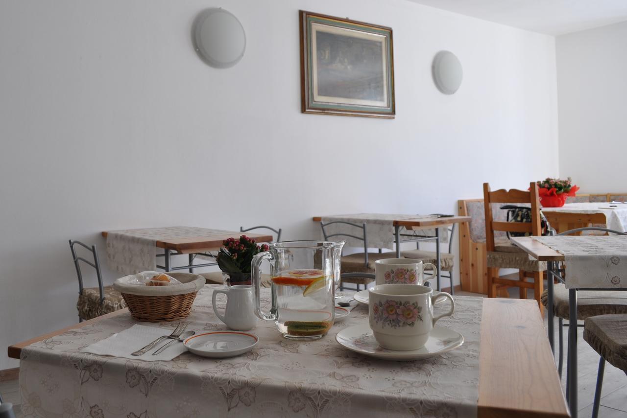 Hotel Il Girasole Saint-Vincent Zewnętrze zdjęcie