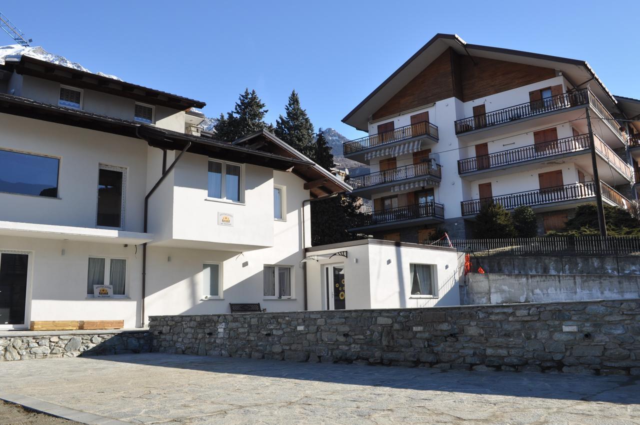 Hotel Il Girasole Saint-Vincent Zewnętrze zdjęcie