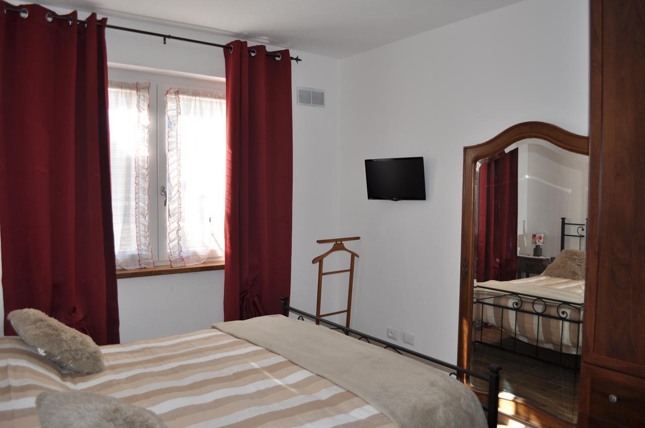 Hotel Il Girasole Saint-Vincent Zewnętrze zdjęcie