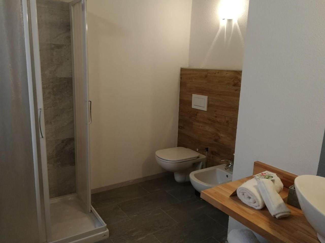 Hotel Il Girasole Saint-Vincent Zewnętrze zdjęcie
